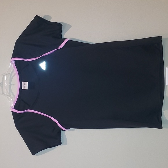 adidas Tops - Adidas athletic shirt